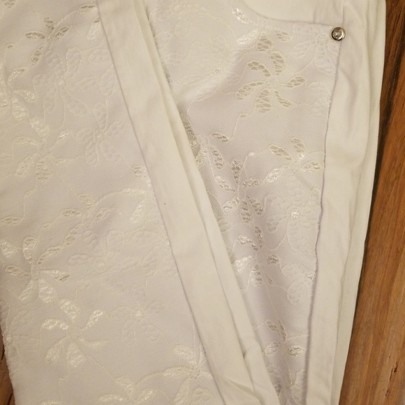 Pants - Picture 2 of 4